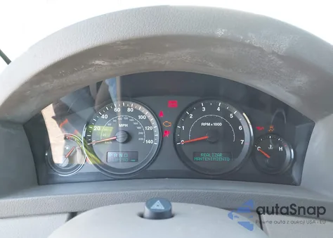 2005 Jeep Grand Cherokee Laredo z USA, uszkodzony, nr VIN 1J4GR48K05C693816